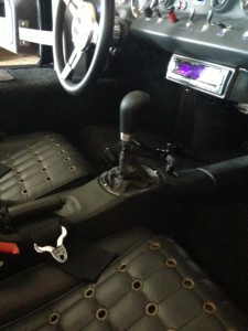 GT40 Shifter Installed - Final 2